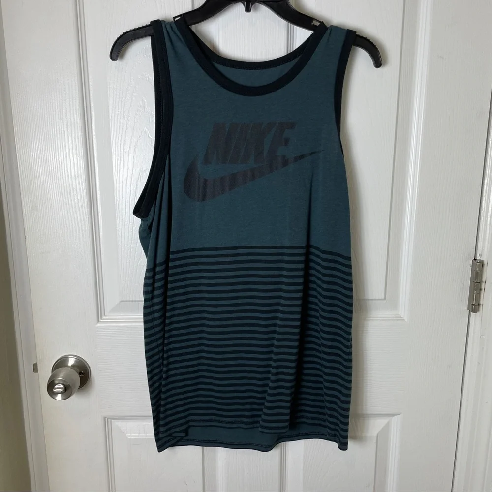 Nike Tank Top - Picture 1 of 2